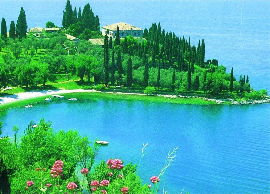 Hotel Gardenia & Villa Charme Adults Friendly 4Star Service Bardolino Bagian luar foto