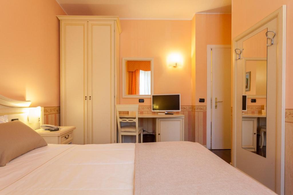 Hotel Gardenia & Villa Charme Adults Friendly 4Star Service Bardolino Ruang foto