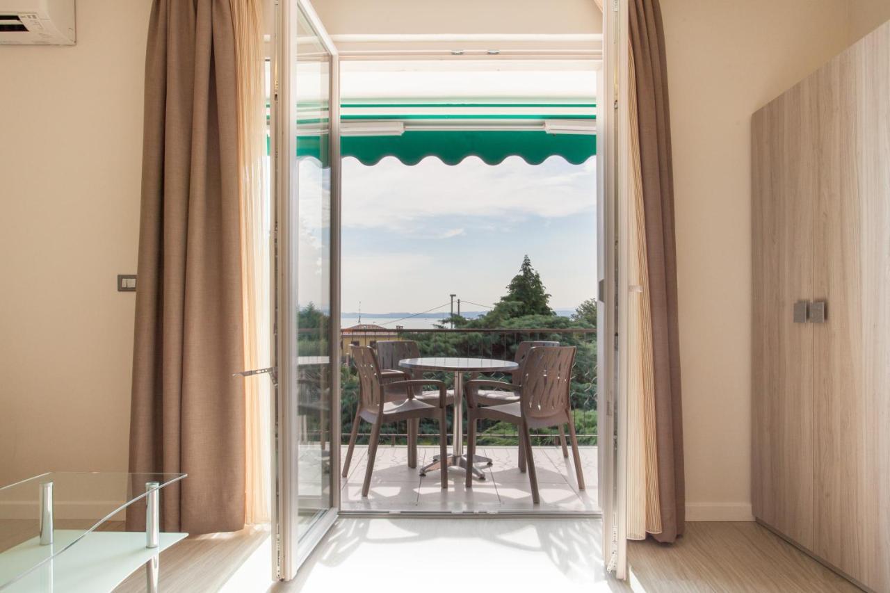 Hotel Gardenia & Villa Charme Adults Friendly 4Star Service Bardolino Bagian luar foto